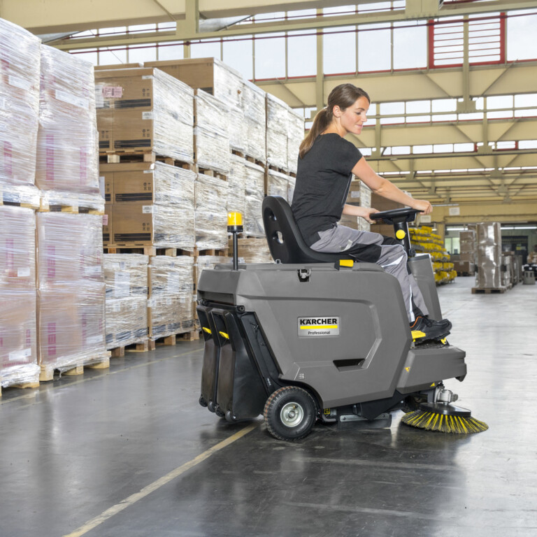 Vacuum sweeper KM 85/50 R Bp Pack 2SB - Image 7